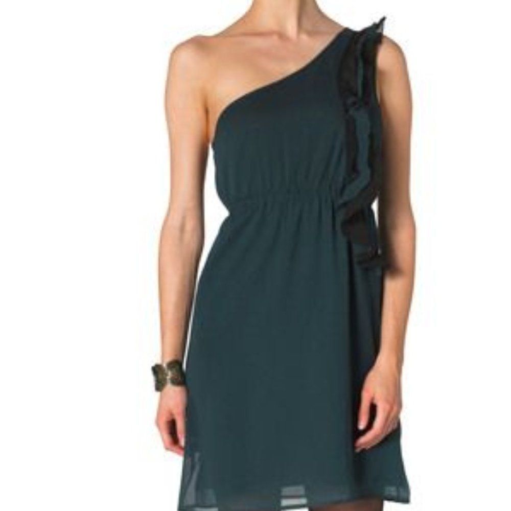 Vero Moda BLACK One Shoulder Ruffle Overlay Dress